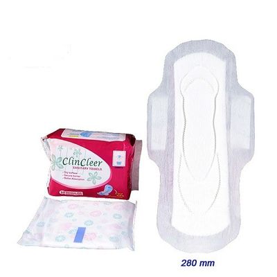 Cuscinetti quotidiani eliminabili puri antimicrobici bianchi di uso dei tovaglioli sanitari del cotone