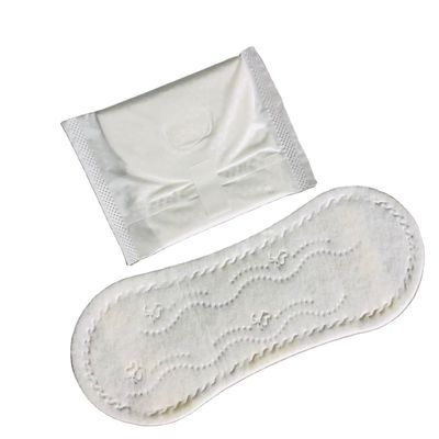 Cuscinetti sanitari non tessuti puri delle fodere 190mm delle mutandine del cotone dell'anti perdita dello SGS nessun ali